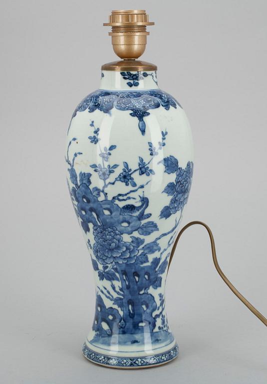 LAMPFOT, porslin, Kina, Qianglong (1736-1795).