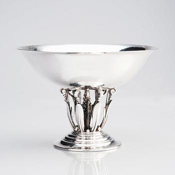 Johan Rohde, a sterling silver bowl, Copenhagen ca 1927-1932, design nr 171.