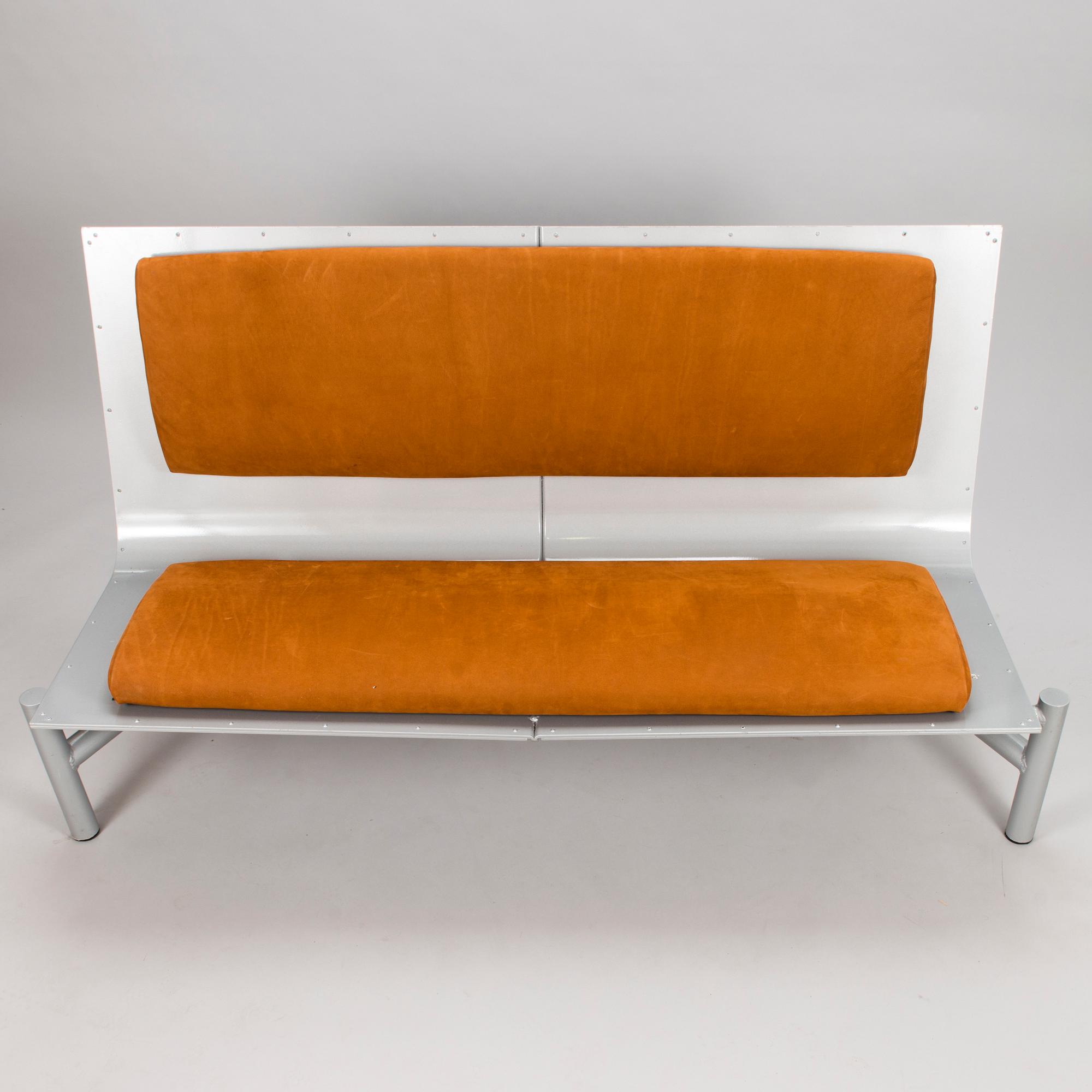 STEFAN LINDFORS, sohva "Booa", Skanno, suunniteltu 1992.