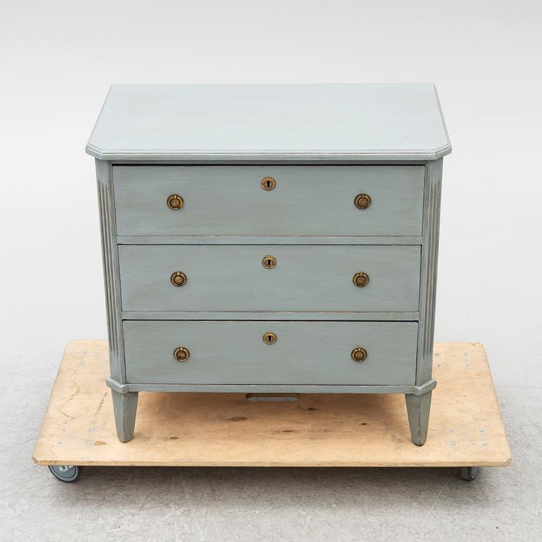 A Gustavian style chest of drawers, Sweden, early 20th century.