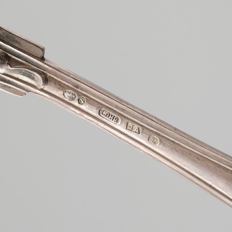 BESTICK, 93 snarlika delar, silver, Sachsisk modell., bl a Cohr, Danmark. Total vikt med stålblad ca 3449 gram.