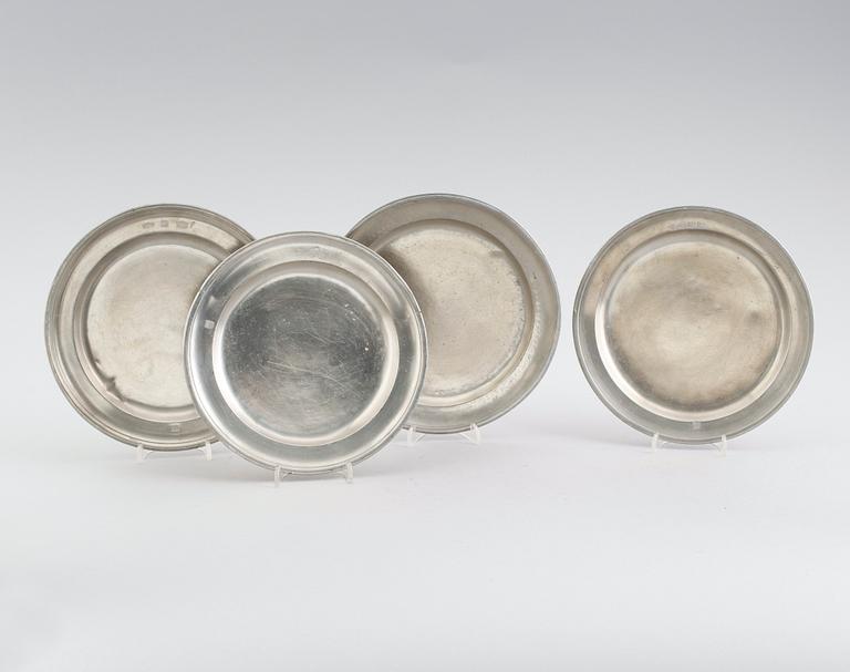 TALLRIKAR, 4 st, tenn, 1700-tal.
