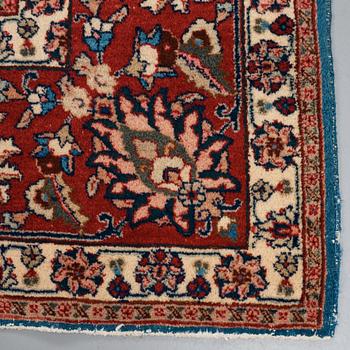 A CARPET, a semi-antique Tabriz, ca 359,5 x  259 cm.