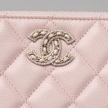 Chanel, clutch, "Small Caviar O Case", 2022.