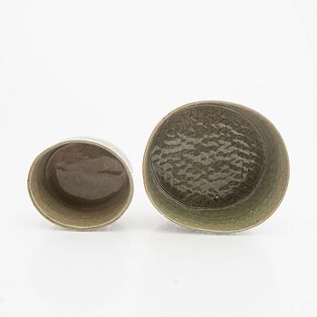 Signe Persson-Melin,  set of two signed and dated stoneware bowls -96 and -00.
