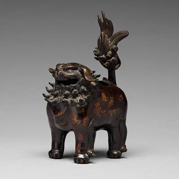 704. A bronze censer in the shape of a buddhist lion, Qing dynasty, 19th Century.