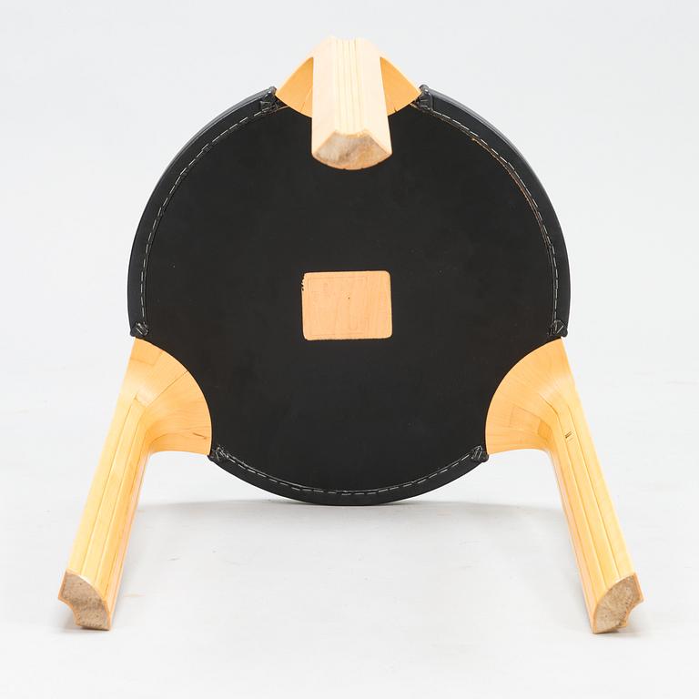 ALVAR AALTO, jakkara, malli X-600, Artek 1990-luku.