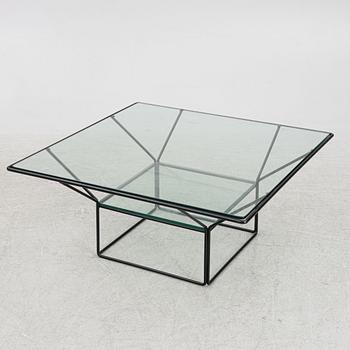 Coffee table, contemporary manufacture.