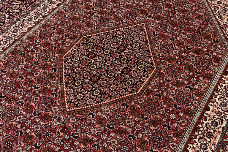 Rug, Bidjar, approx. 305 x 200 cm.