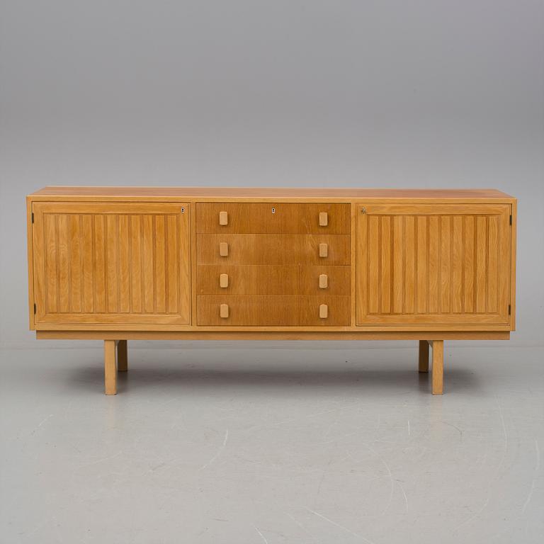 SIDEBOARD, 1960-tal.