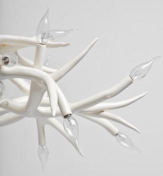 Jason Miller, takkrona, "Superordinate Chandelier 12 Antlers, taklampa, Roll & Hill, USA.