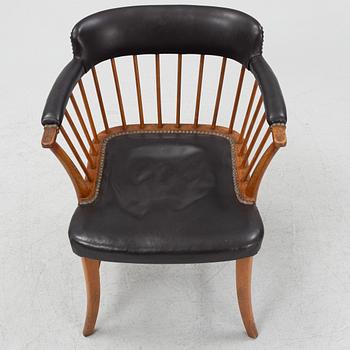 Josef Frank, karmstol, modell 789A, ”Kaptensstol”, Firma Svenskt Tenn, 1960-tal.