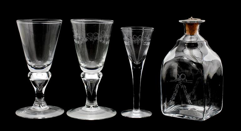 SERVISGLAS, 13 del, glas, "Antik", Reijmyre.