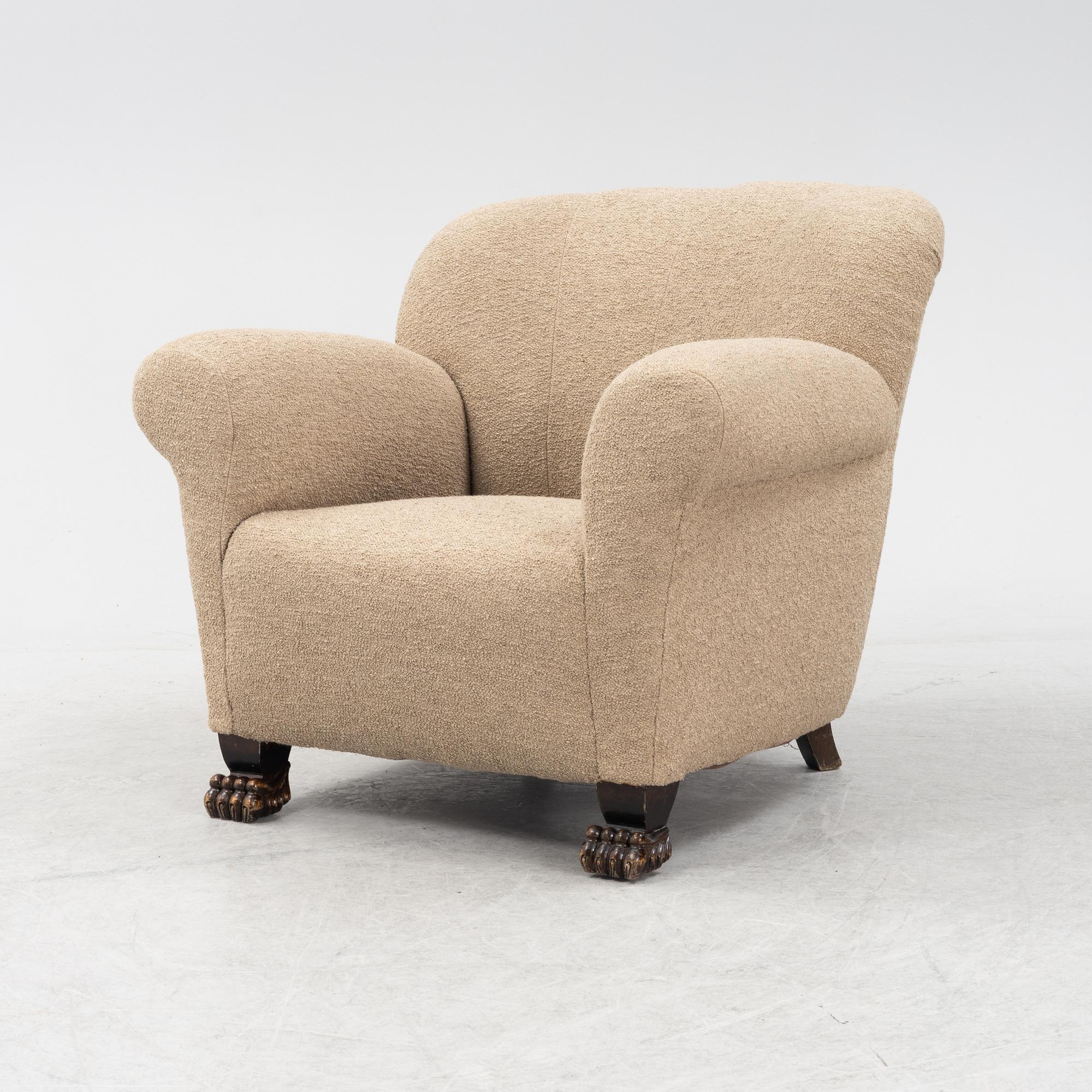 A 1930's lounge chair.