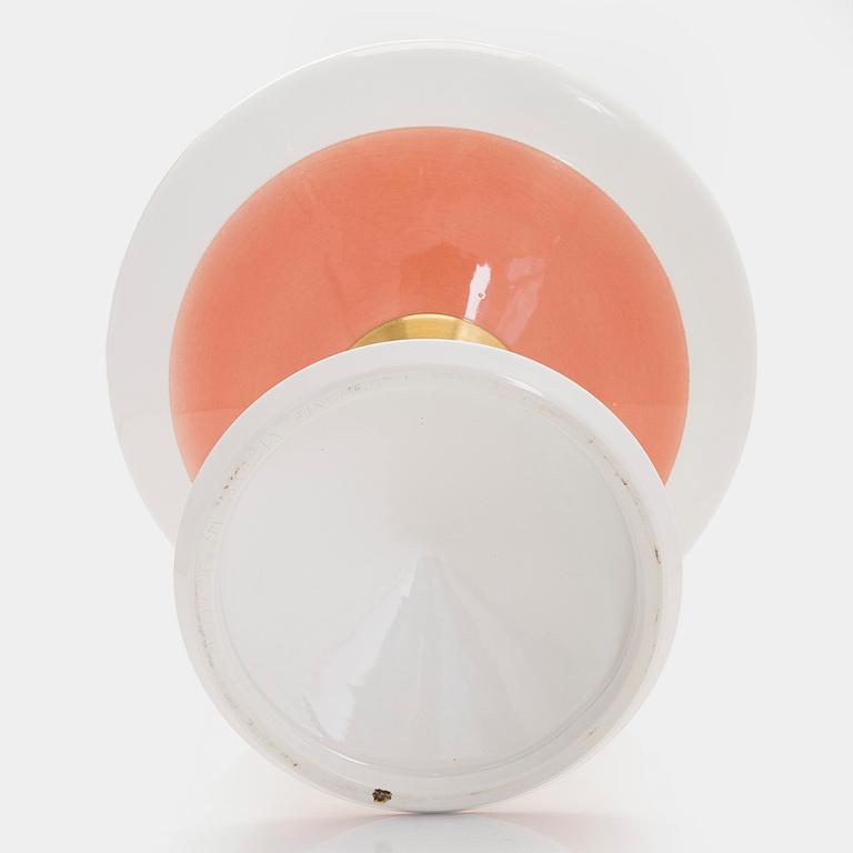 Pauli Vuorisalo, taide-esine, signeerattu Pauli Vuorisalo.