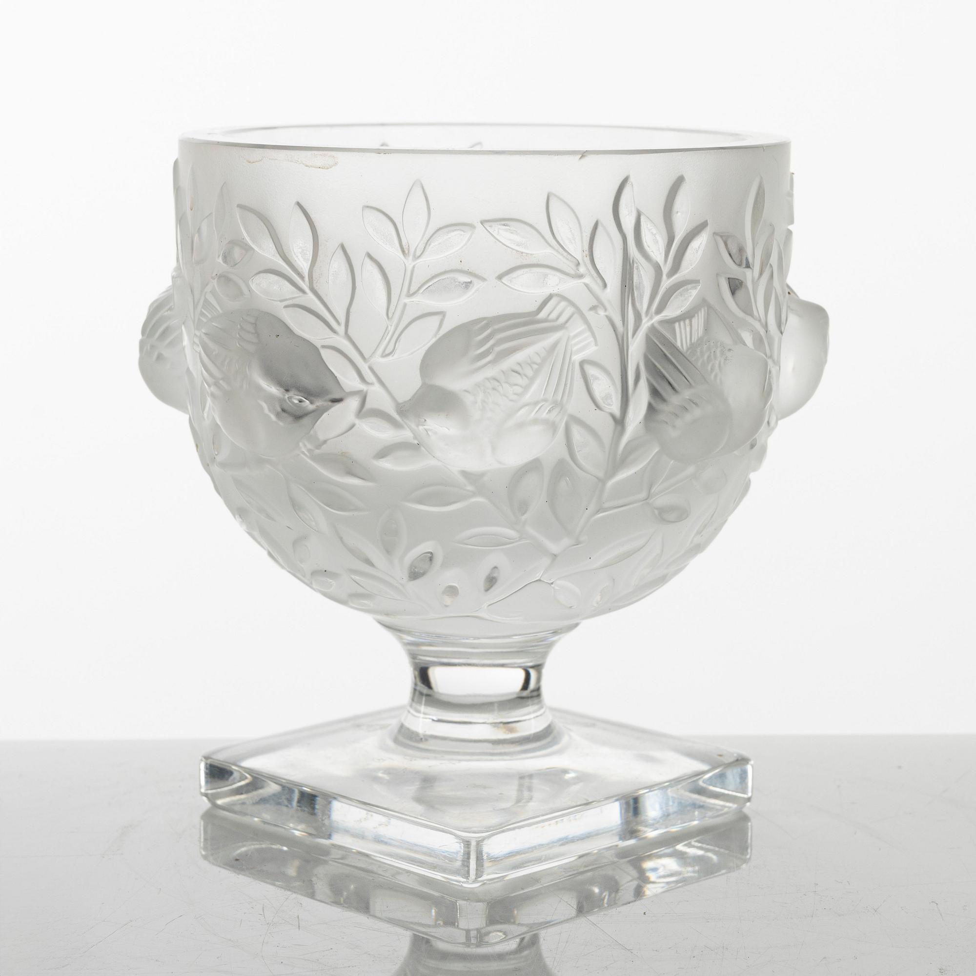 Marc Lalique, footed bowl, "Elisabeth", Lalique, France.