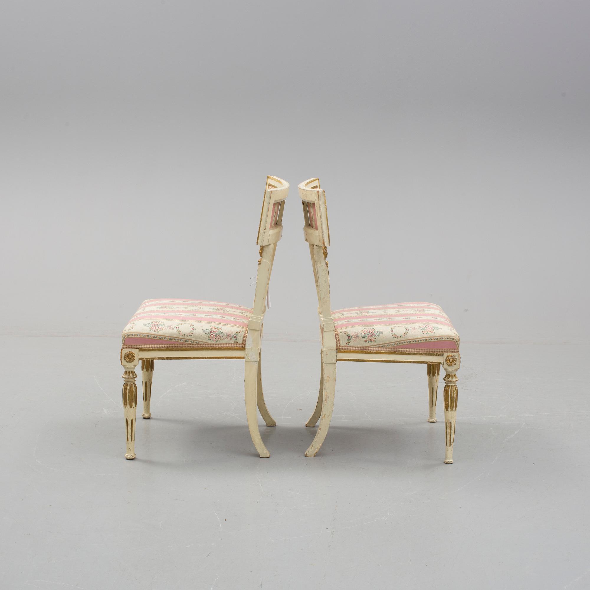 STOLAR, ett par. Sengustavianska, omkring 1800.