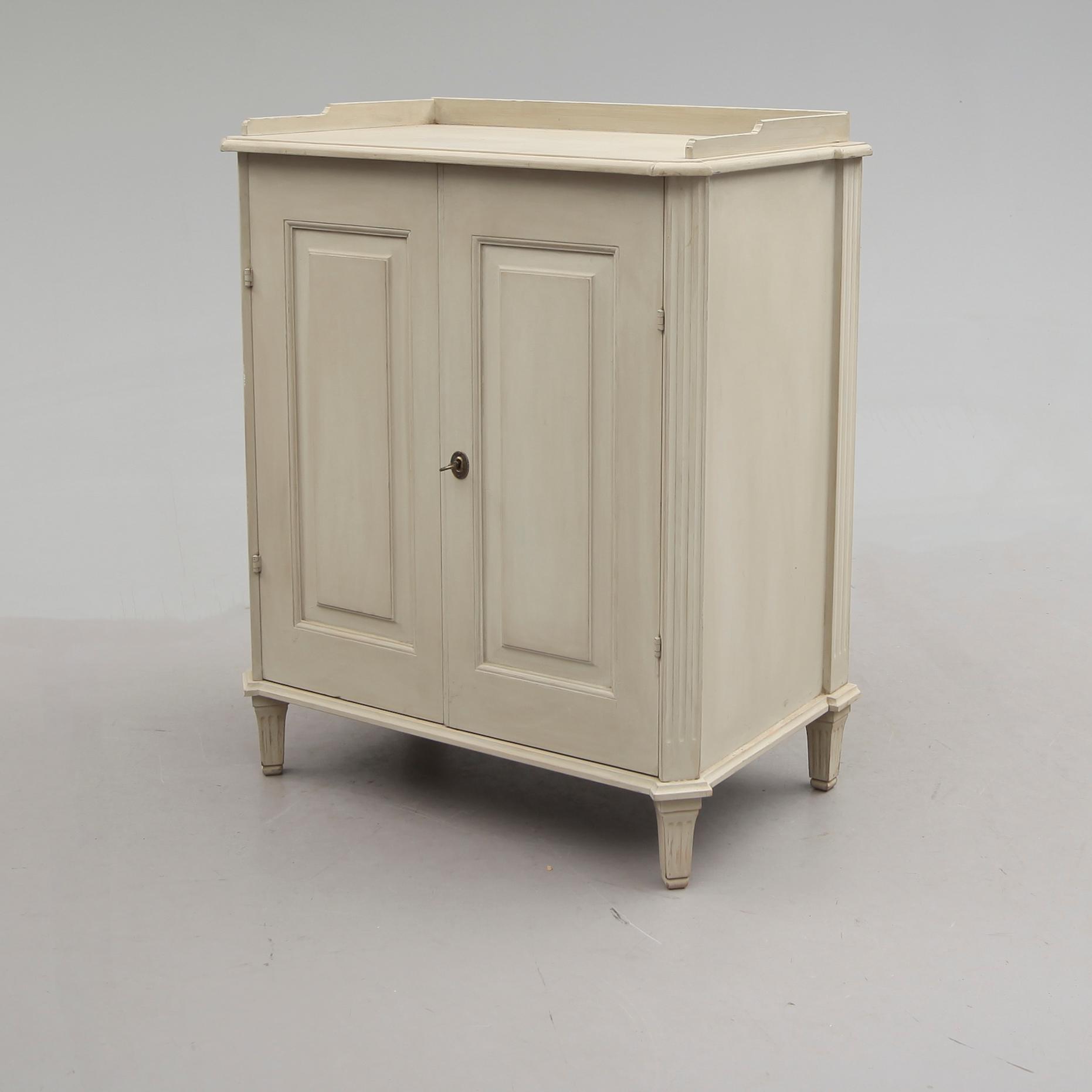 SKÄNK, ur IKEAs 1700-talsserie, 1900-talets andra hälft.