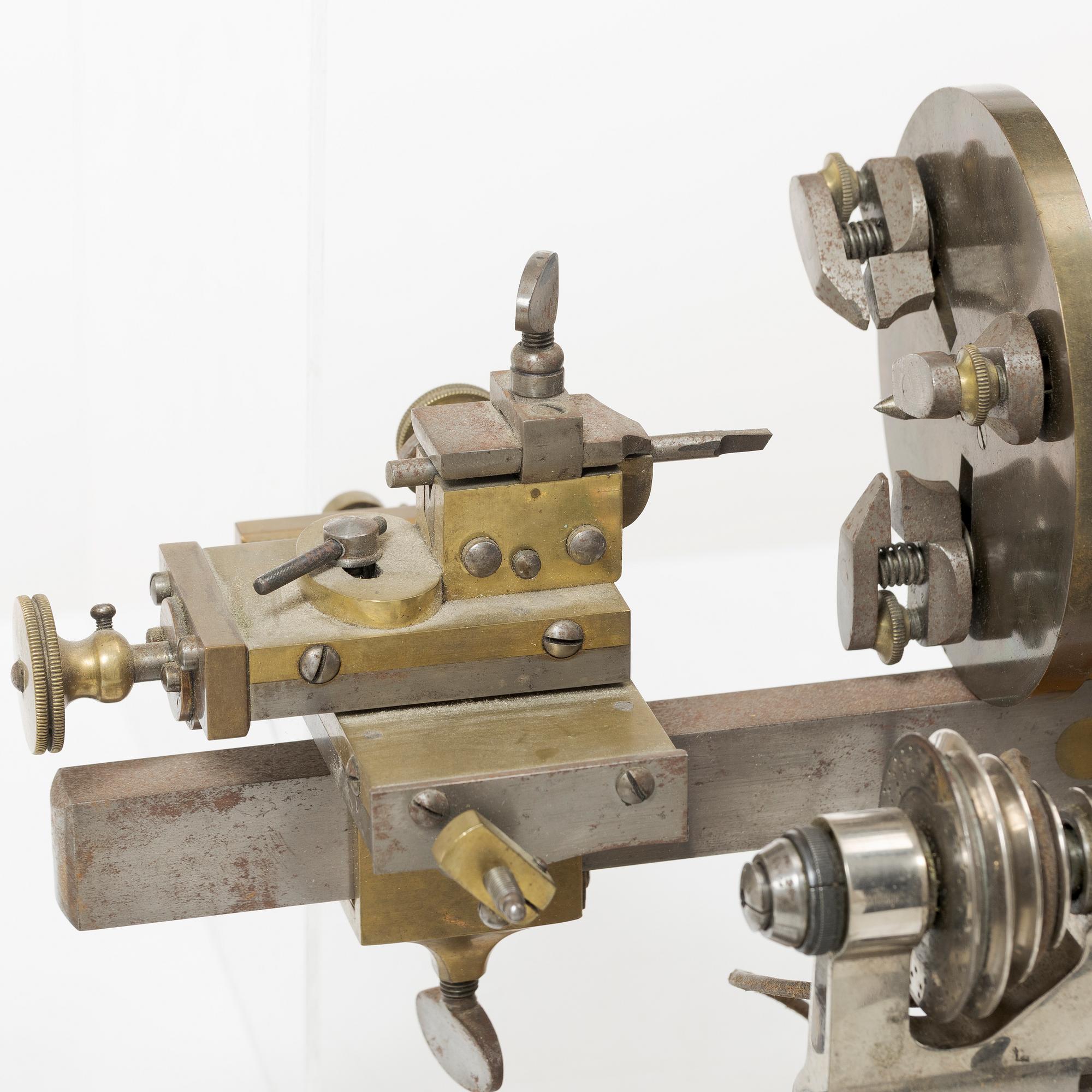 Watchmaker's equipment, Tools, Lathe, metal and wood "No Reserve".