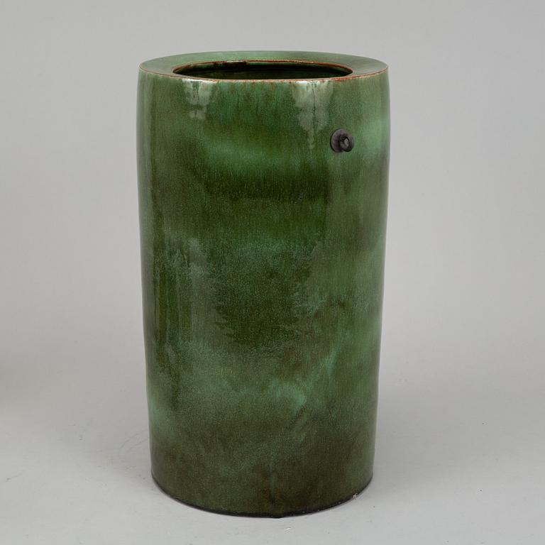 Anja Notini, a earthenware floor vase.