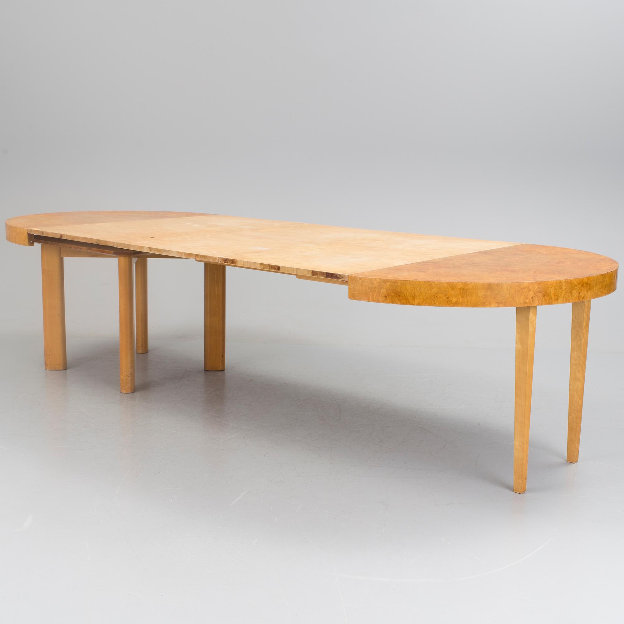 AXEL EINAR HJORTH, A "Birka" dining table by Axel Einar Hjort.
