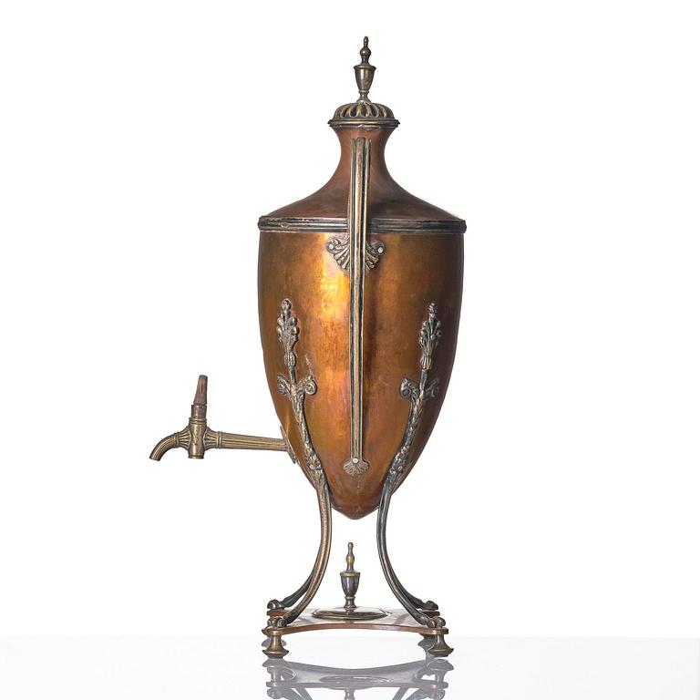 A George III copper and silvered-brass hot water urn, late 18th century.