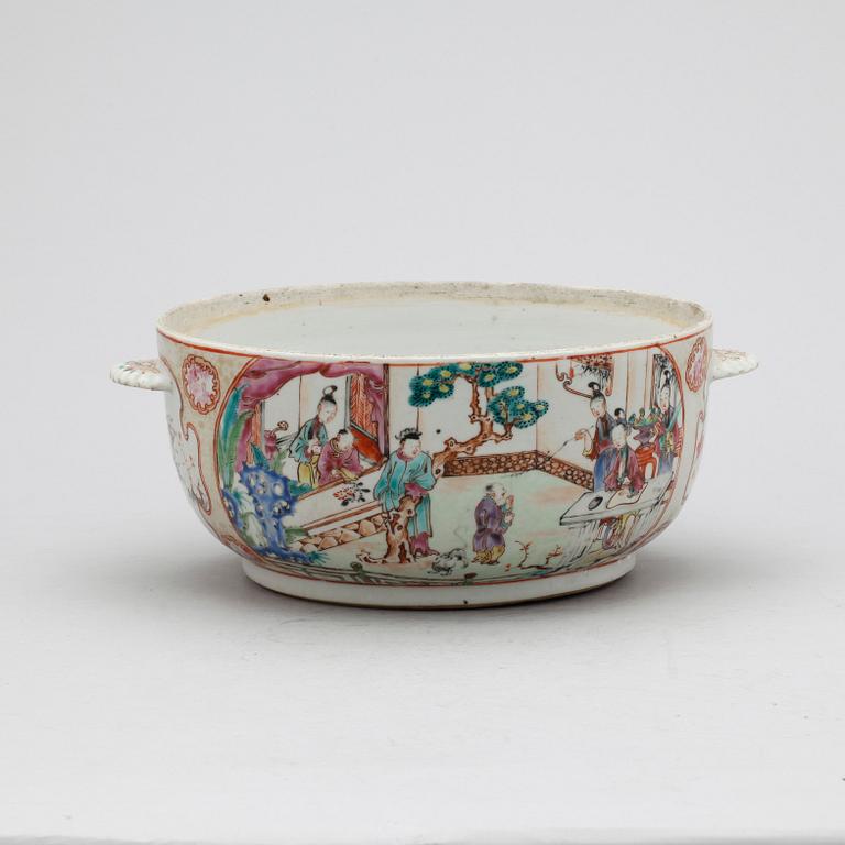 TERRIN, porslin, Kina, Qianlong 1736-95.
