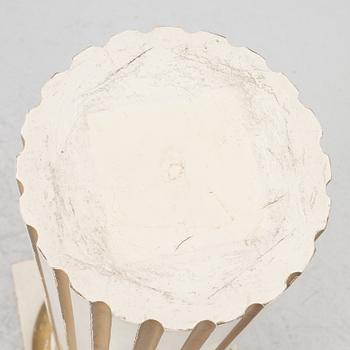 A pedestal, early 20th Century.