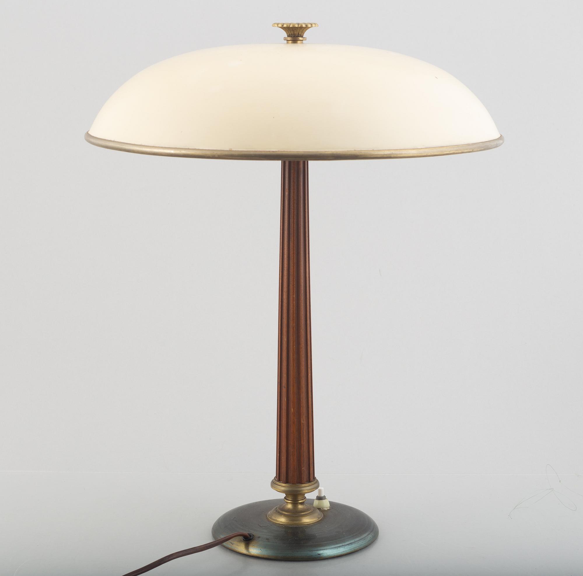 Erik Tidstrand, or Bertil Brisborg, table lamp, model "30246", Nordiska Kompaniet 1940s.