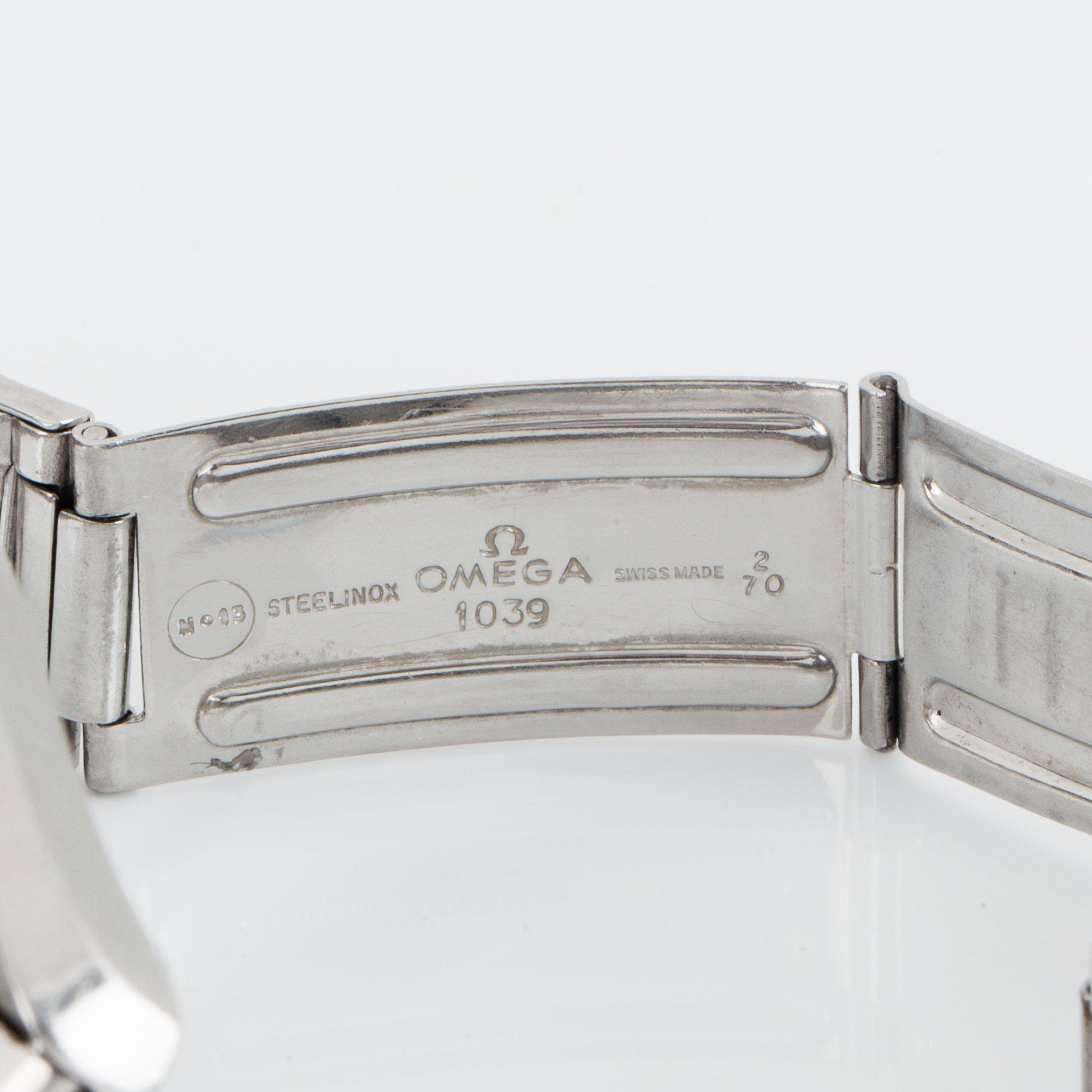 OMEGA, Speedmaster, "Tropical Dial", chronograph.