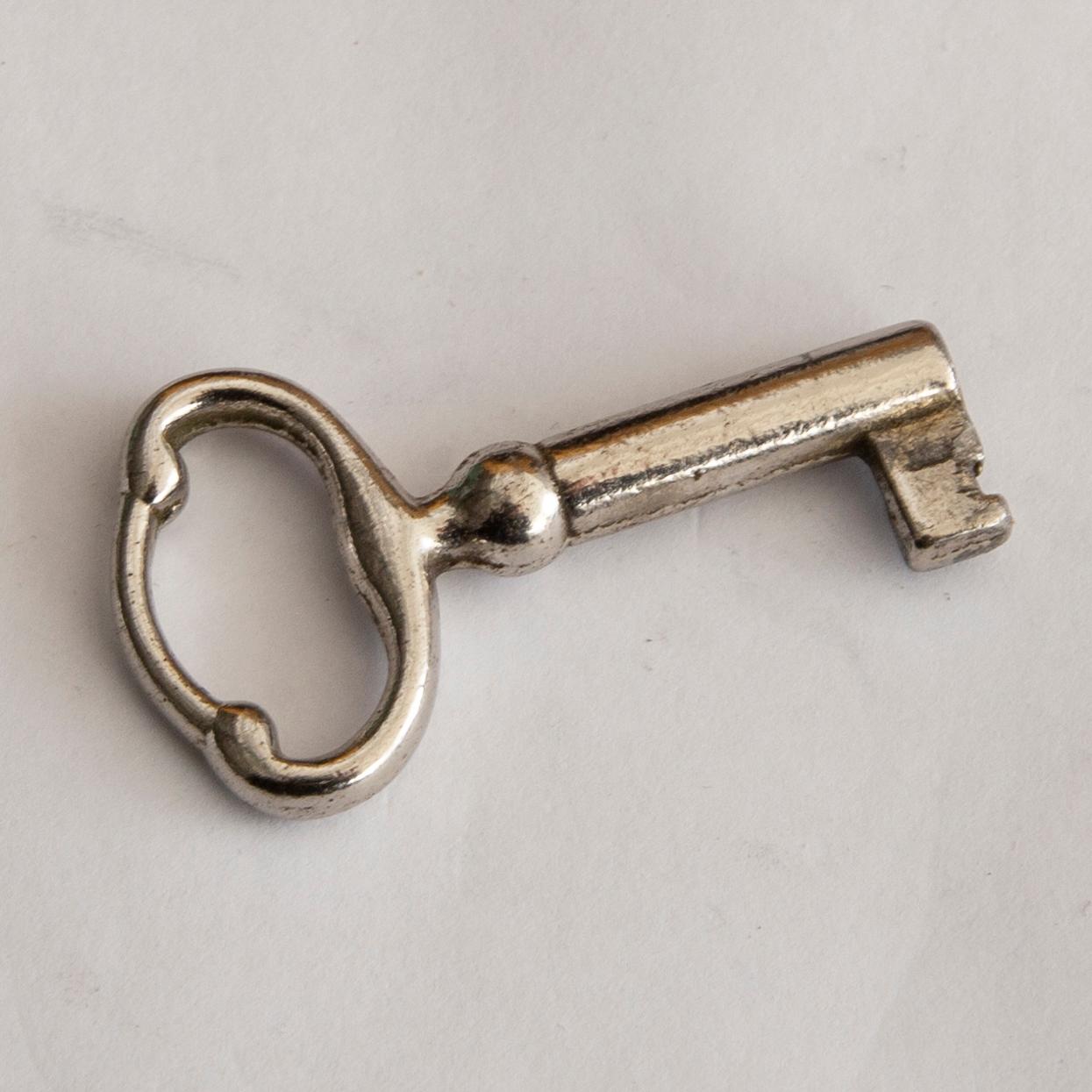 Chest of drawers with mirror, Gustavian style, first half of the 20th century.