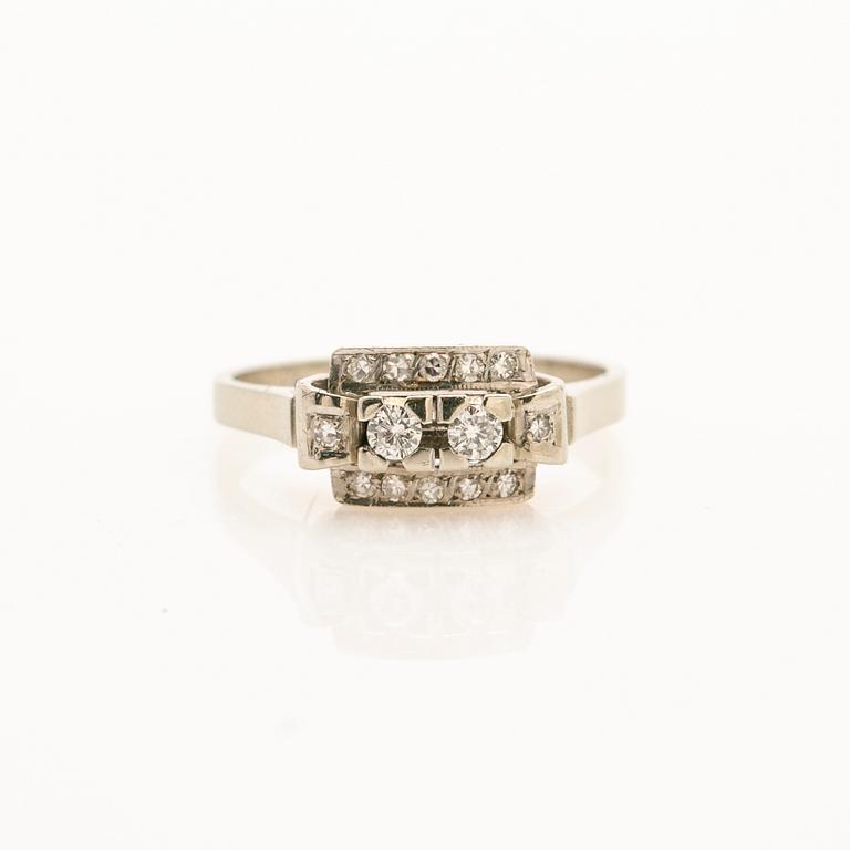 Ring, 18K gold with brilliant-cut diamonds, G. Dahlgren & Co, Malmö, 1966.