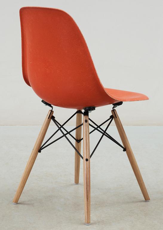 STOL, "DSW", Charles & Ray Eames, Herman Miller.