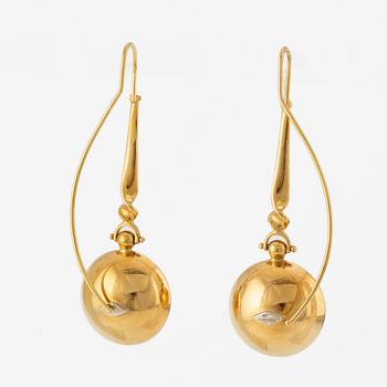 Earrings, a pair, Italy, 18K gold.