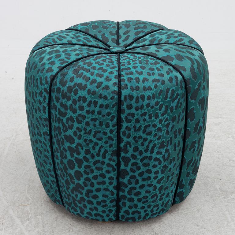 Josef Frank, stool model B 530, Svenskt Tenn 2023..