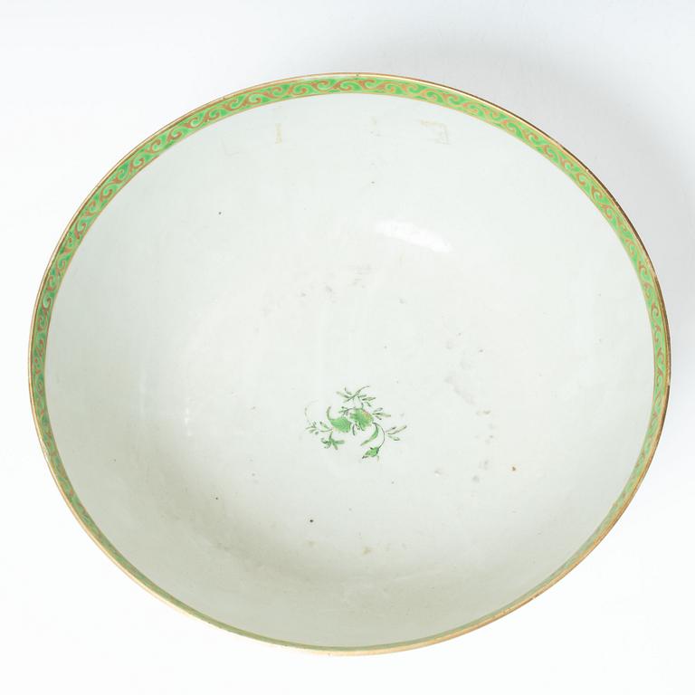 Bålskål, kompaniporslin, Qingdynastin, Qianlong (1736-95).
