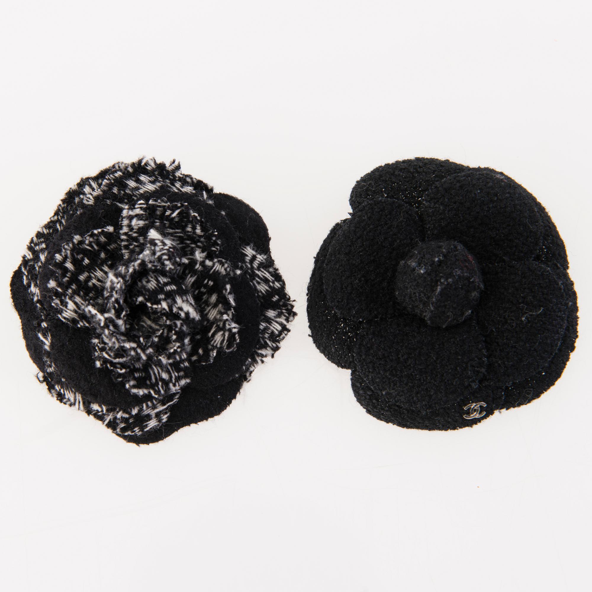 CHANEL JA GUCCI, kolme rintakorua.