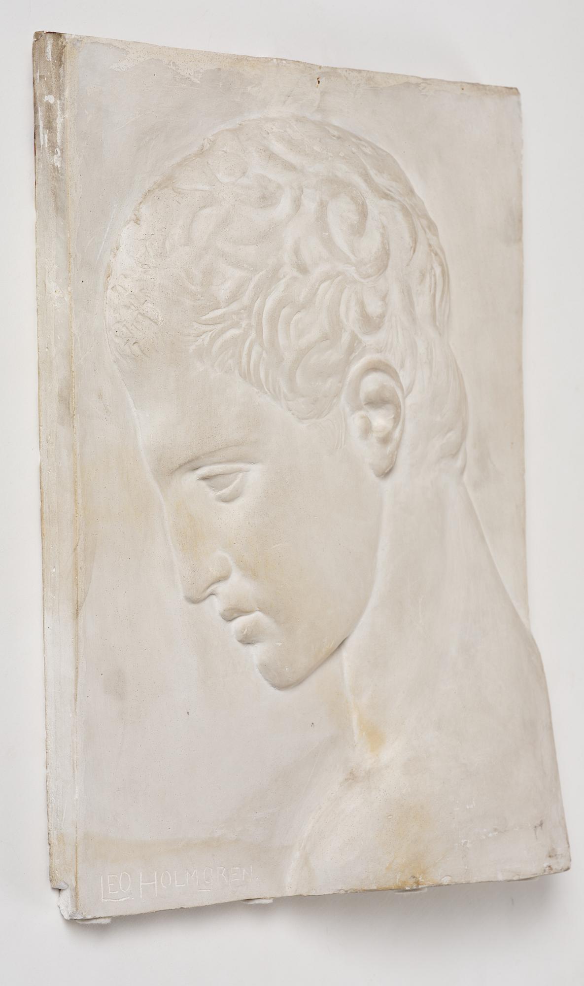 Leo Holmgren, Väggrelief, Manspoträtt.
