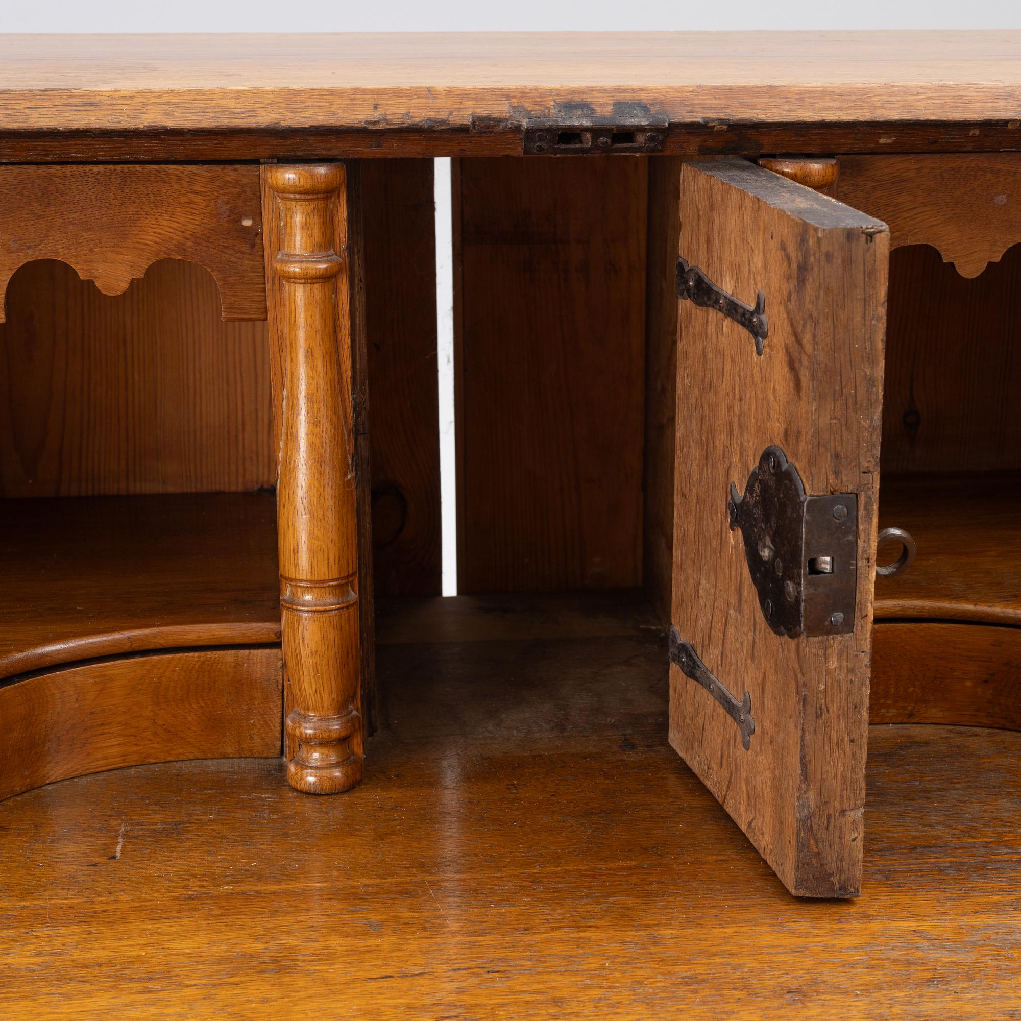 Secretary, 18th century.