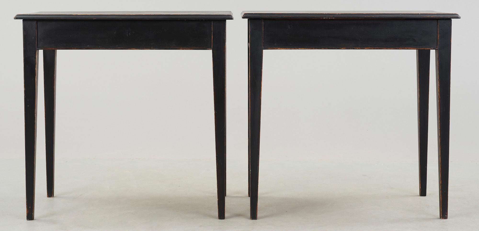 BORD, ett par, gustaviansk stil, 1800-talets slut.