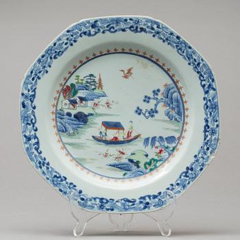 AN UNDERGLAZEDBLUE QIANLONG PORCELAIN 18TH CENTURY DISH.