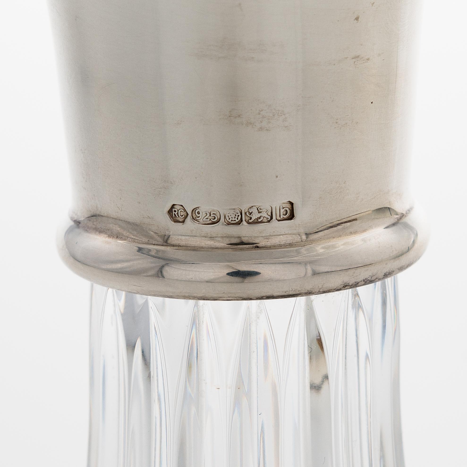 Carr's Ship's Decanter, cut crystal with a sterling silver collar, Sheffield, England 2001.