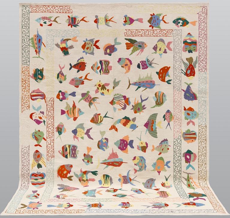 An embrodered Kelim carpet, c. 277 x 209 cm.