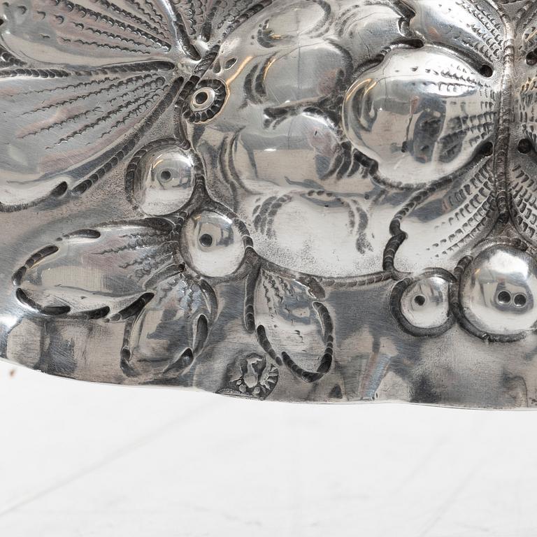 A Baroque style silver serving dish, pseudo marks, possibly Hanau, circa 1900.