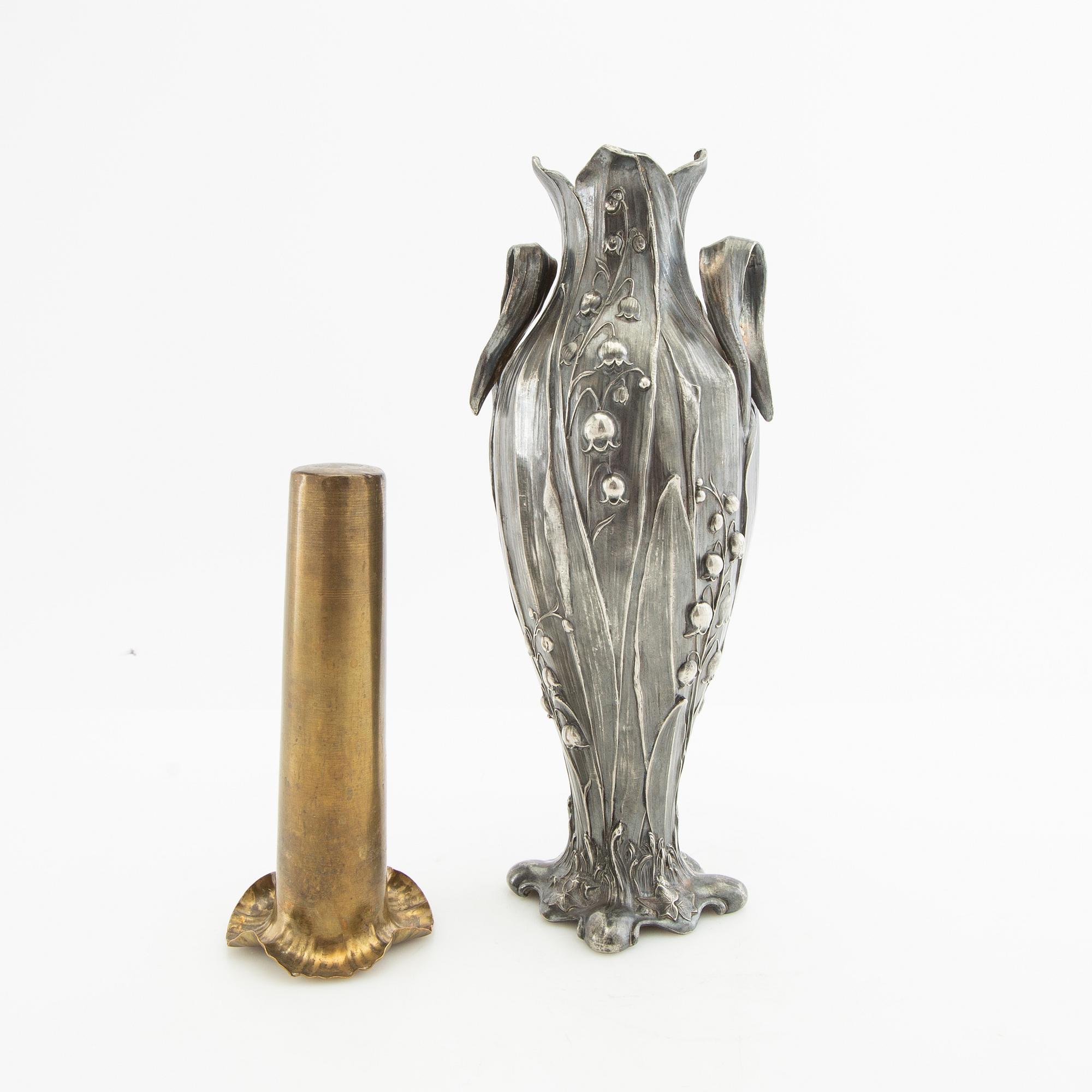 Vase Jugend early 20th century pewter.