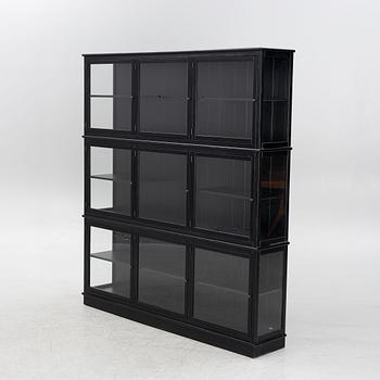 Display cabinet, Oliver Furniture.