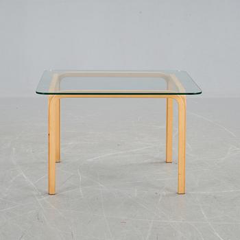 BORD, modell Y805A, Alvar Aalto, Artek.