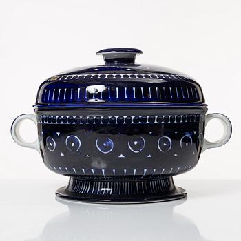Ulla Procopé, a 'Valencia' tureen with lid, Arabia, Finland.