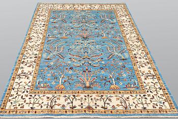 A rug, Ziegler Design, ca 239 x 164 cm.