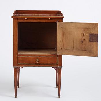 A late Gustavian mahogany-veneered chamberpot cupboard, circa 1800.